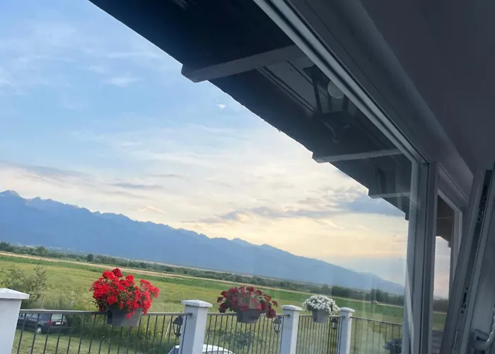 La Izvoare Pensiune-Păstrăvărie Sîmbăta de Sus